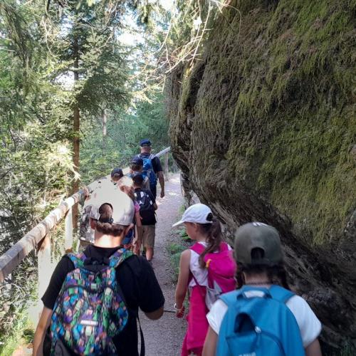 Weg im steilen Gelände